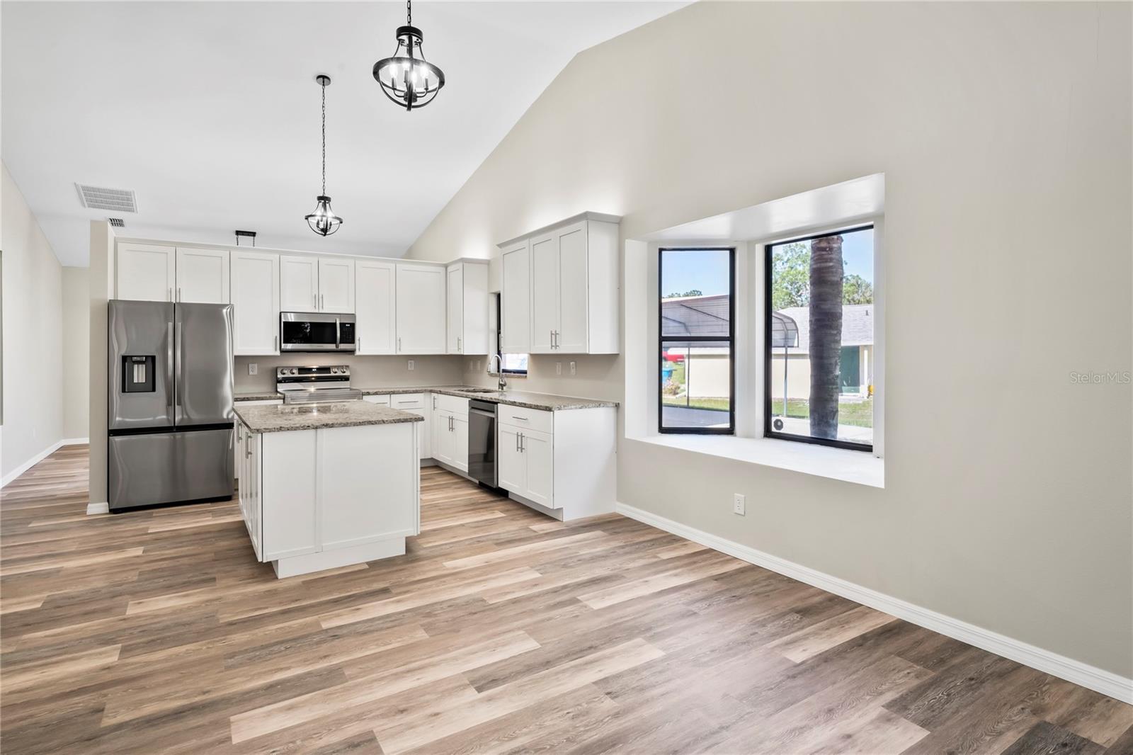 4287 SURFSIDE CIR