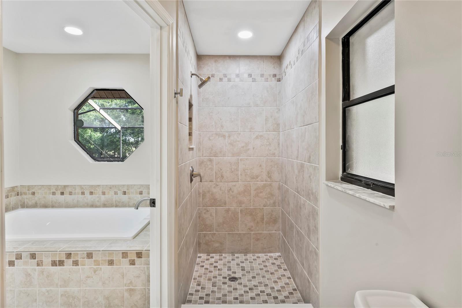 4287 SURFSIDE CIR