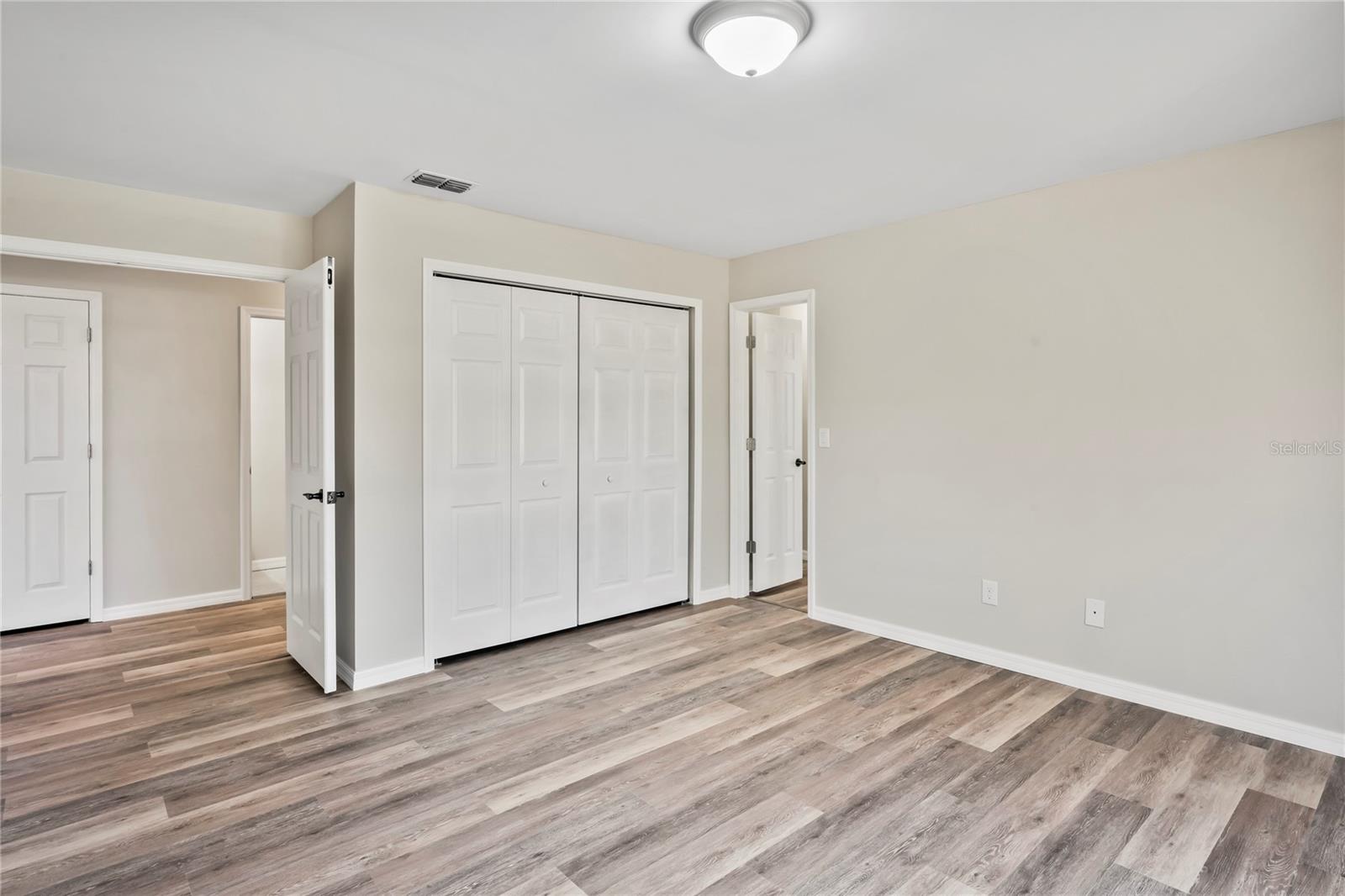 4287 SURFSIDE CIR