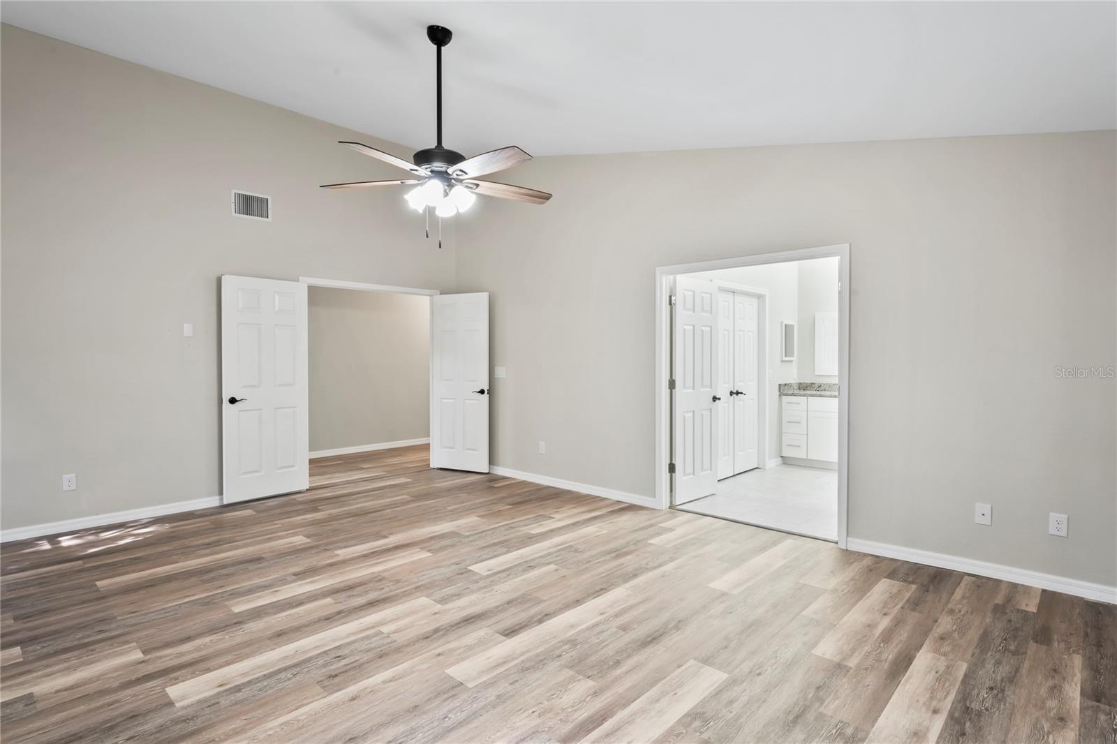 4287 SURFSIDE CIR