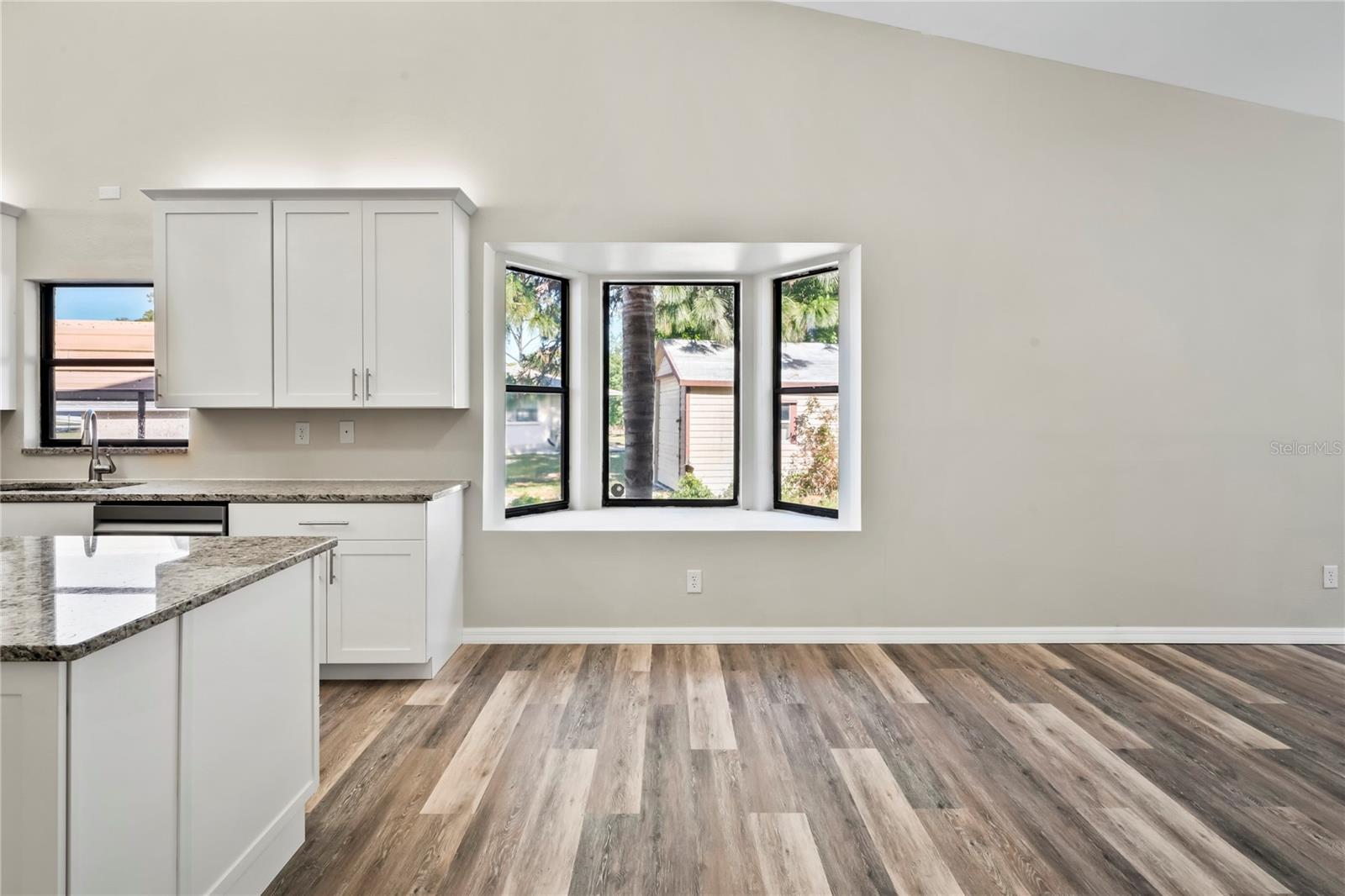 4287 SURFSIDE CIR