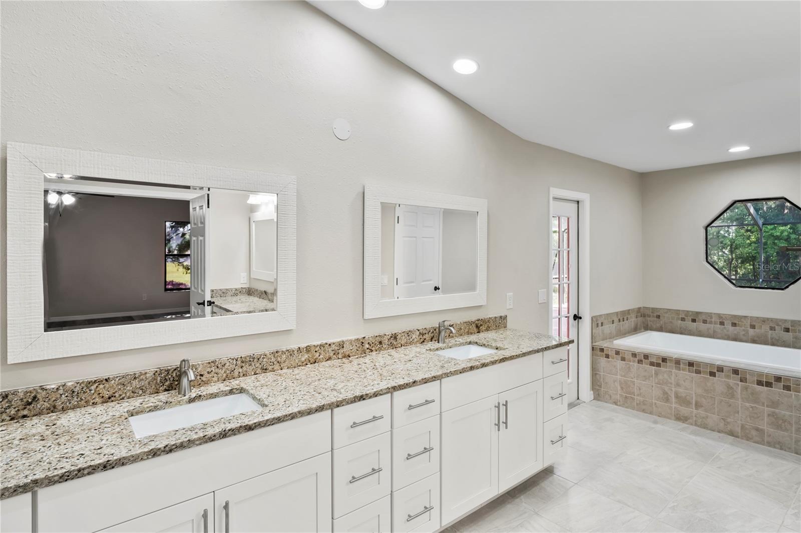 4287 SURFSIDE CIR