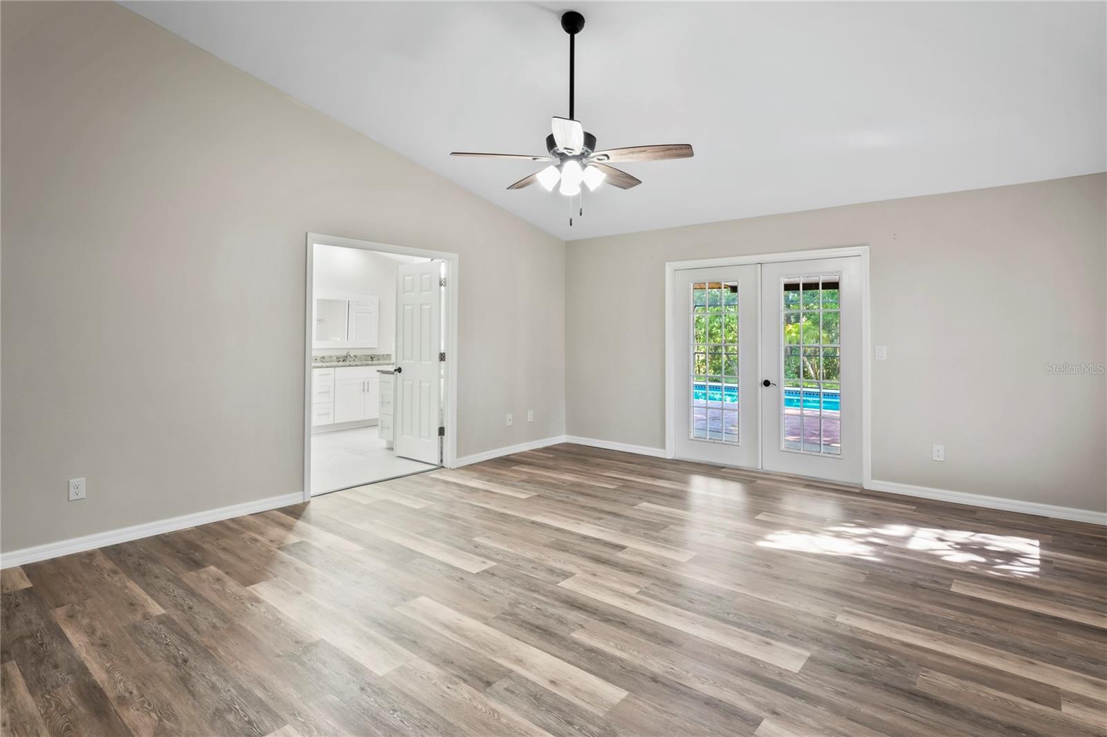 4287 SURFSIDE CIR