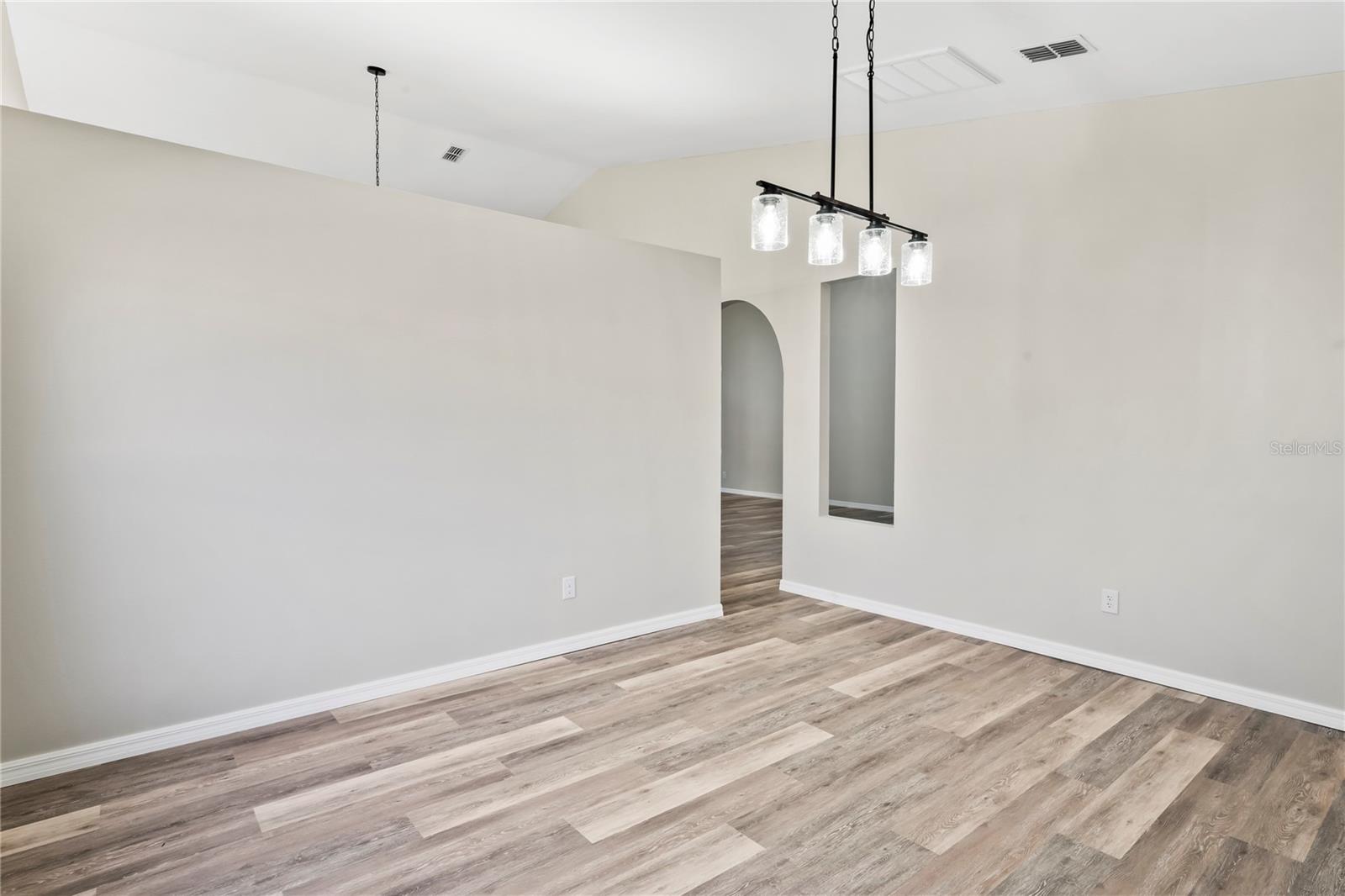 4287 SURFSIDE CIR