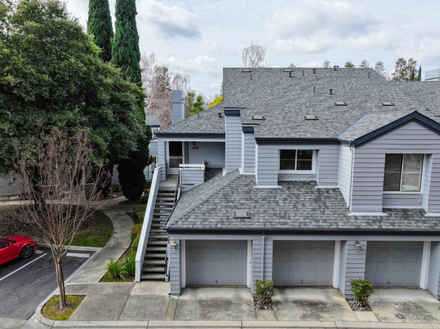 1800 Parkview Green CIR