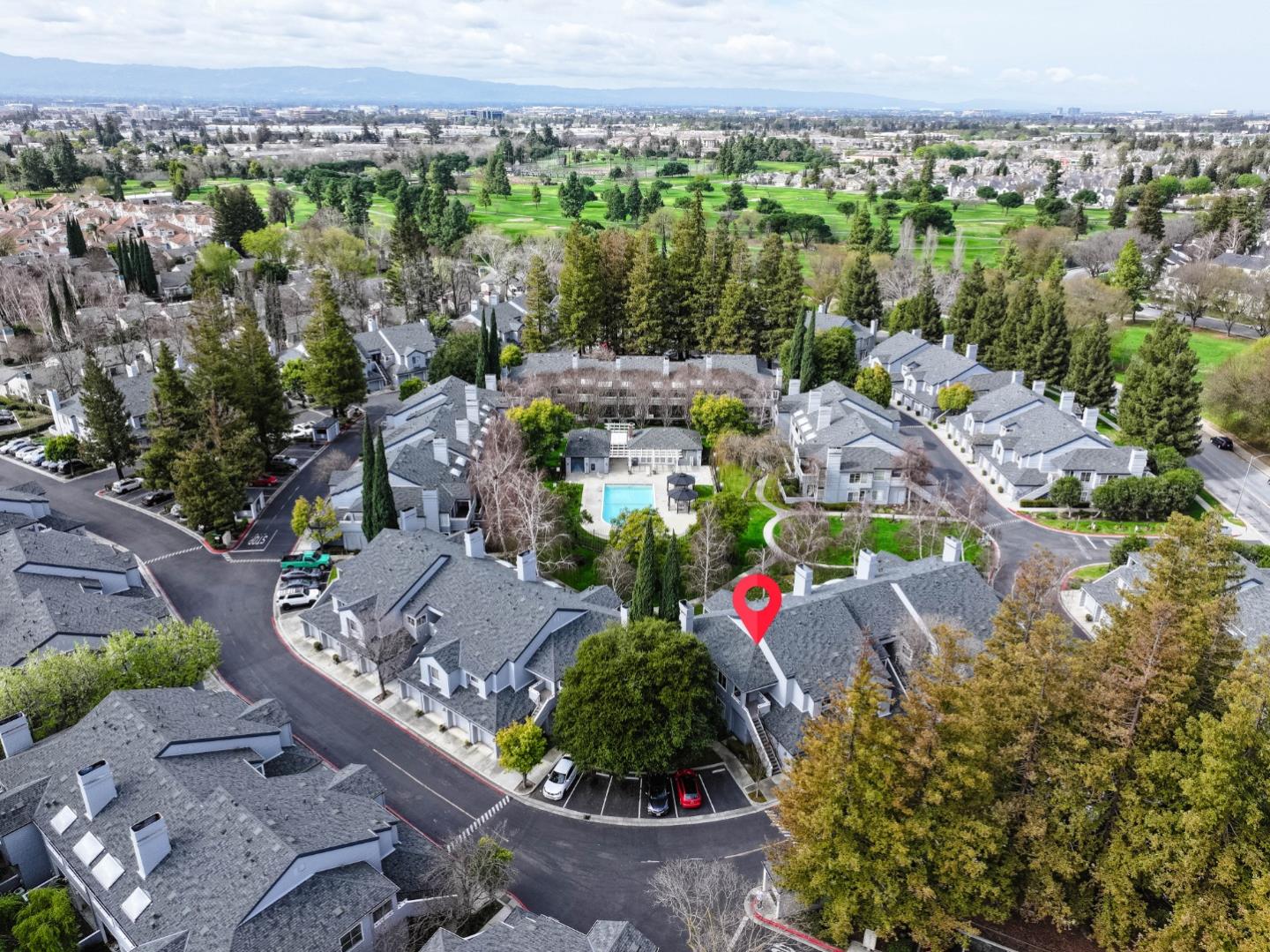 1800 Parkview Green CIR