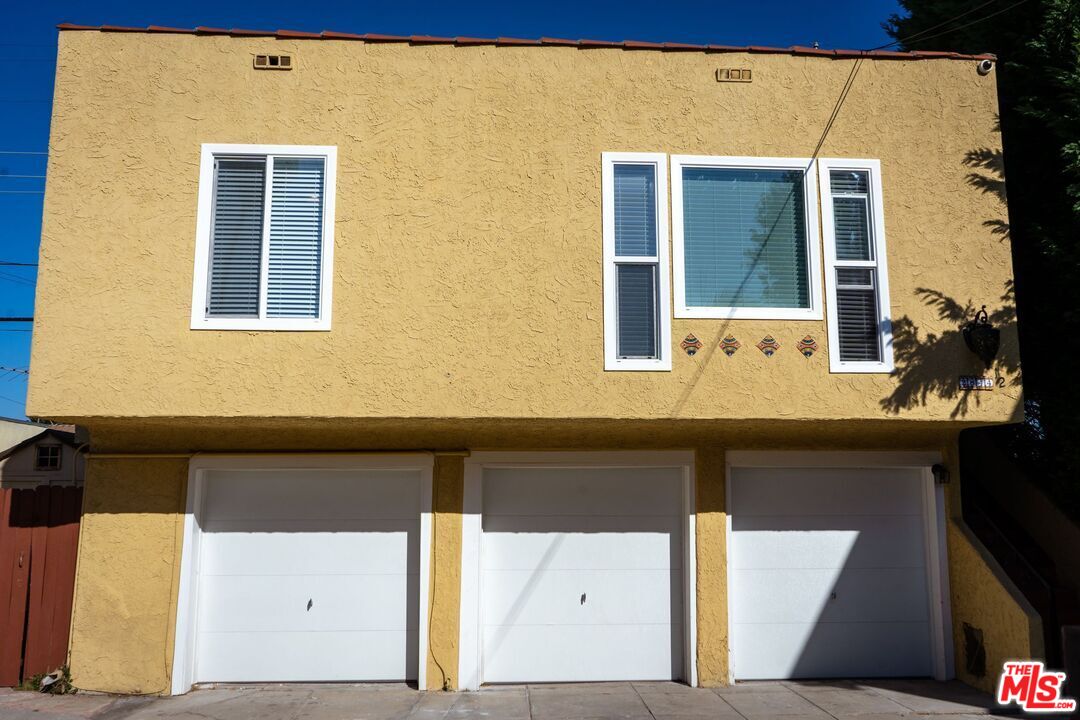 2844 Potomac Ave