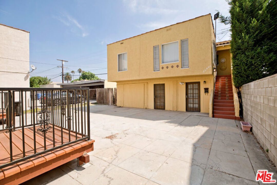2844 Potomac Ave