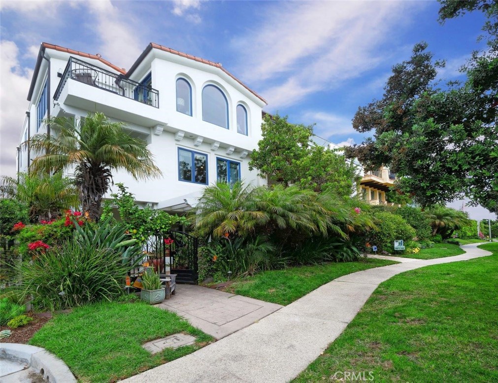 445 26th Street