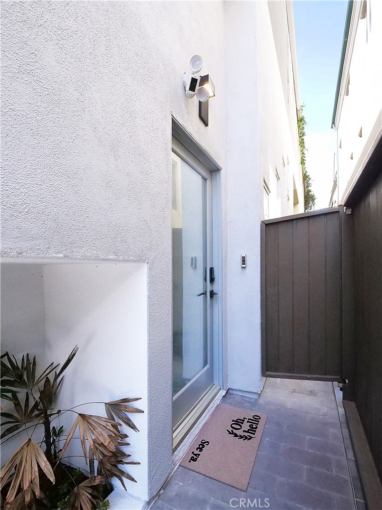 323 31st Street