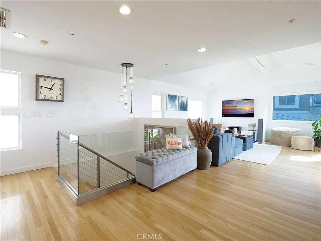 323 31st Street