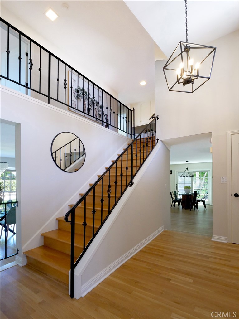 7233 Rue La Fleur