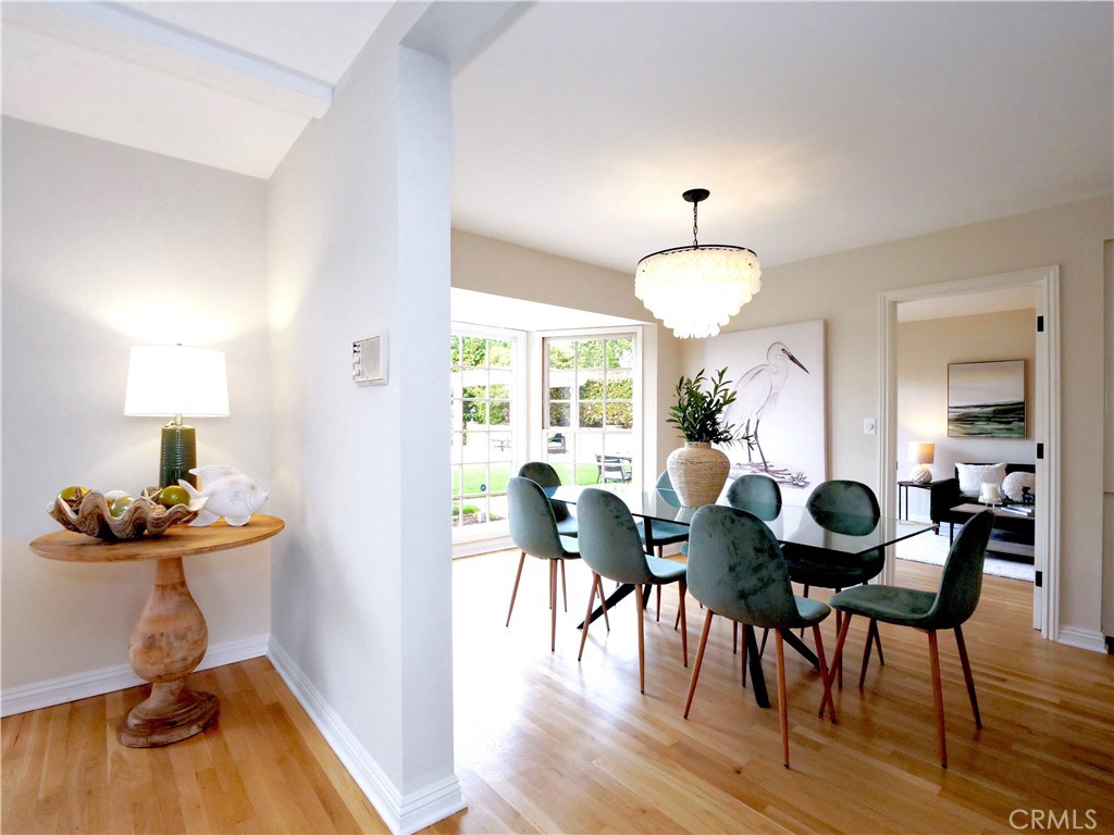 7233 Rue La Fleur