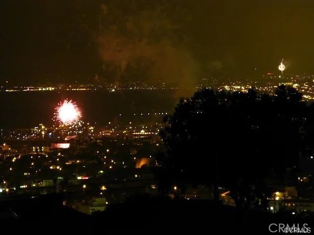 241 Paseo De Granada