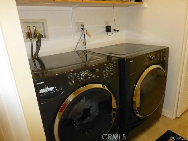 241 Paseo De Granada