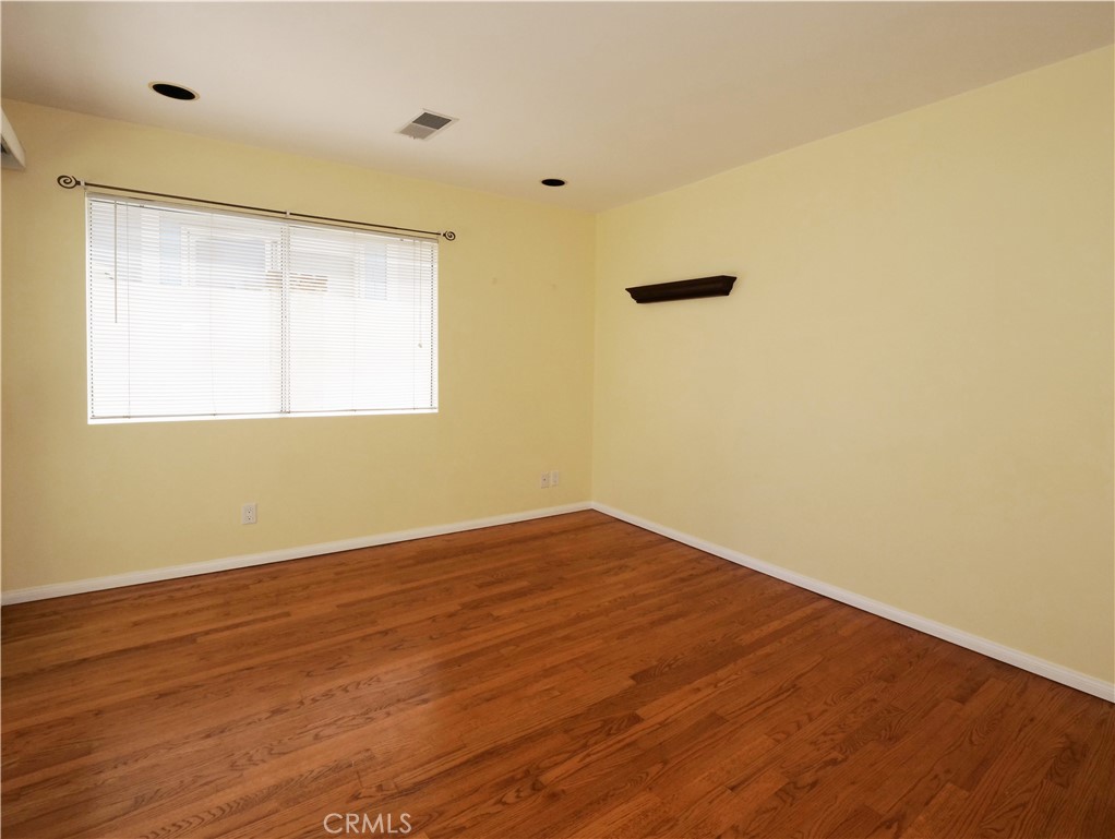 241 Paseo De Granada