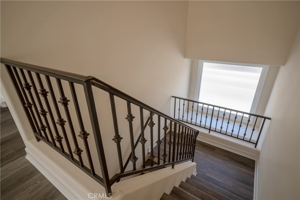 5562 W 190th Street