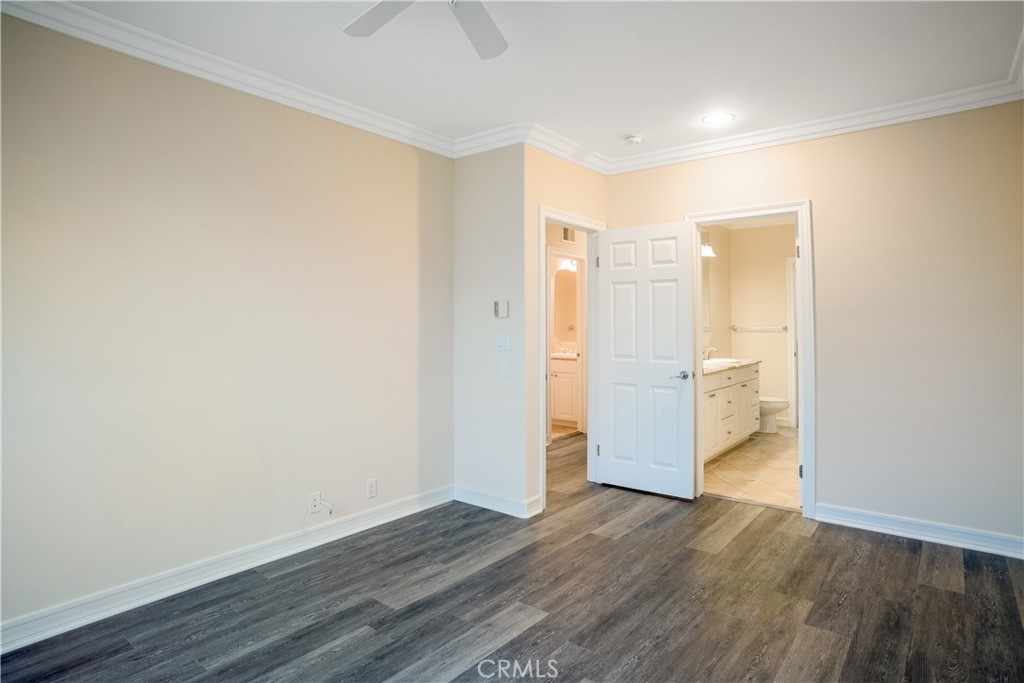 5562 W 190th Street