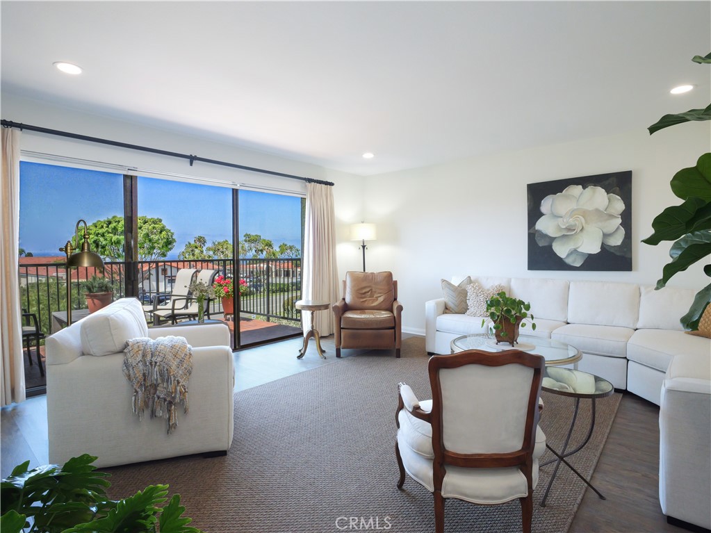 2201 Via Carrillo 2A