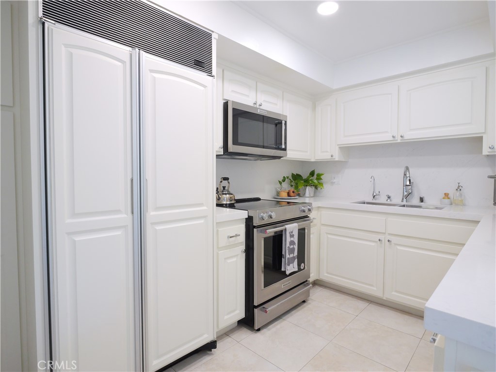 2201 Via Carrillo 2A