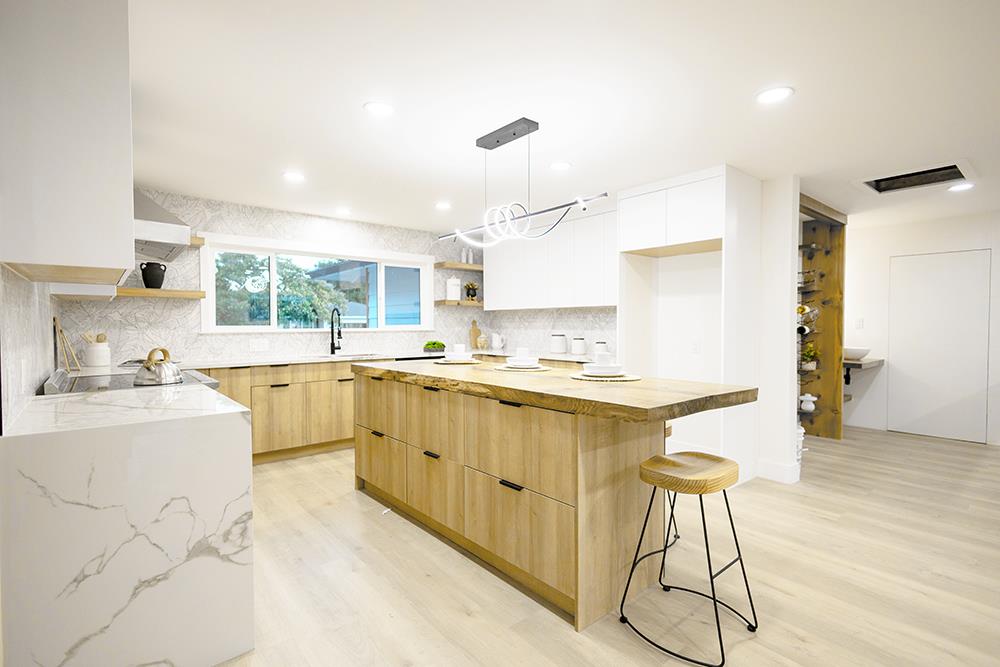 1854 Cavalier CT