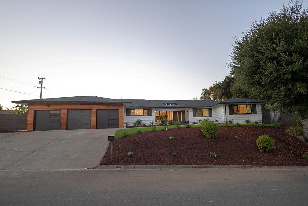 1854 Cavalier CT