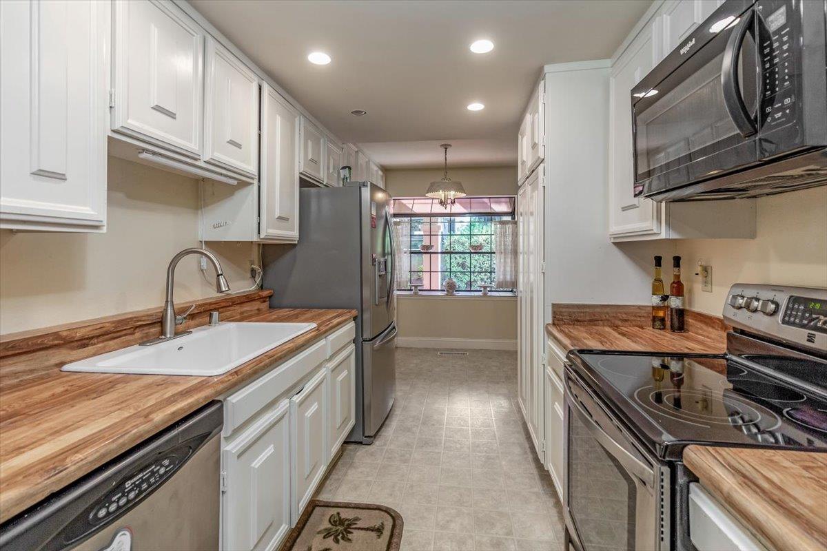 5184 Cribari Knolls