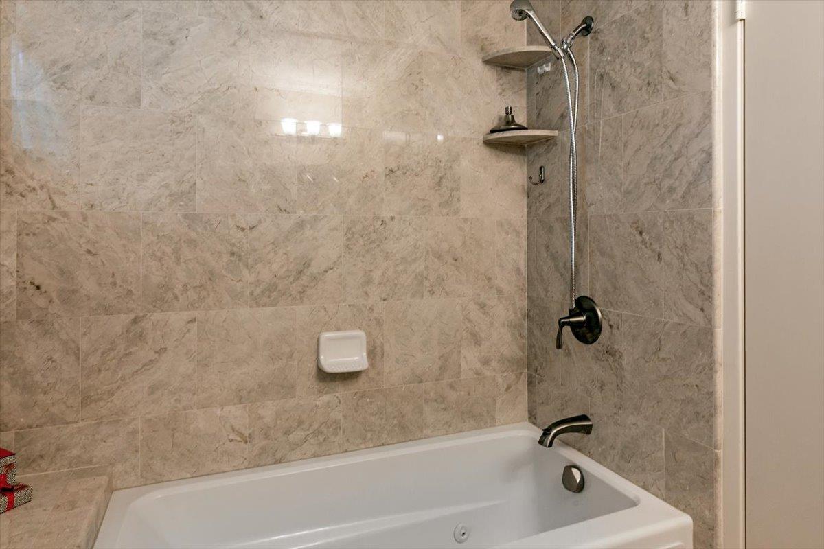 5184 Cribari Knolls
