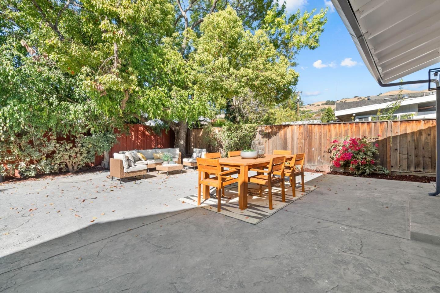 3519 Telegraph DR