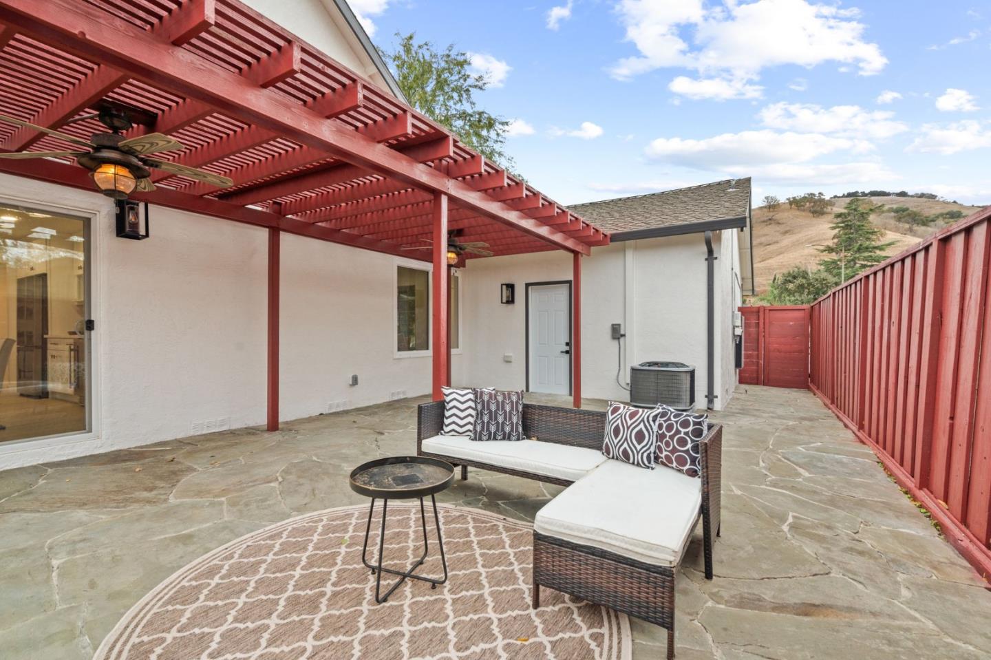 503 Curie DR