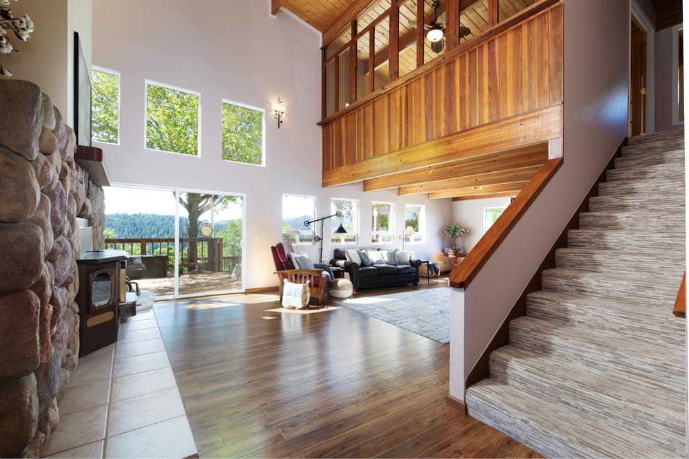 708 Ralston Ridge