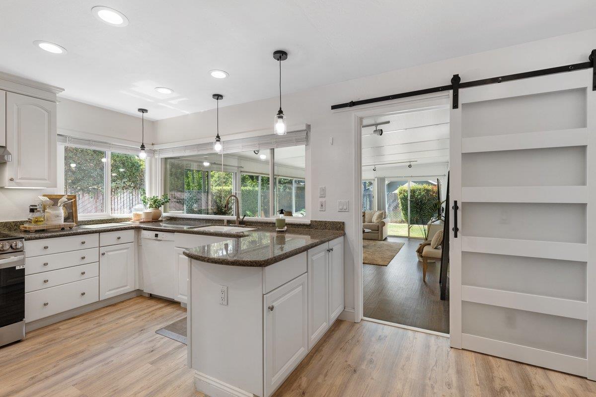 1417 Usona Drive
