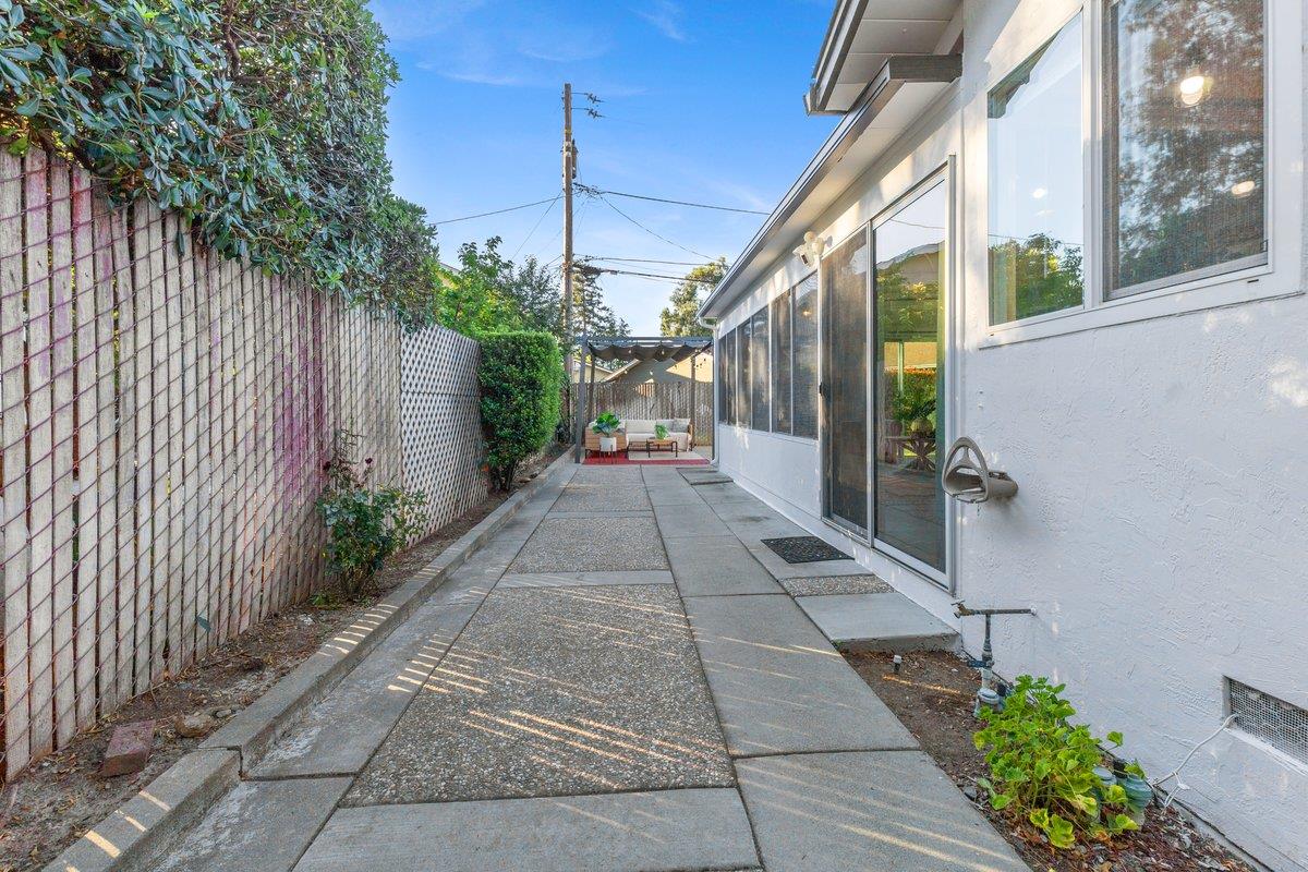 1417 Usona Drive