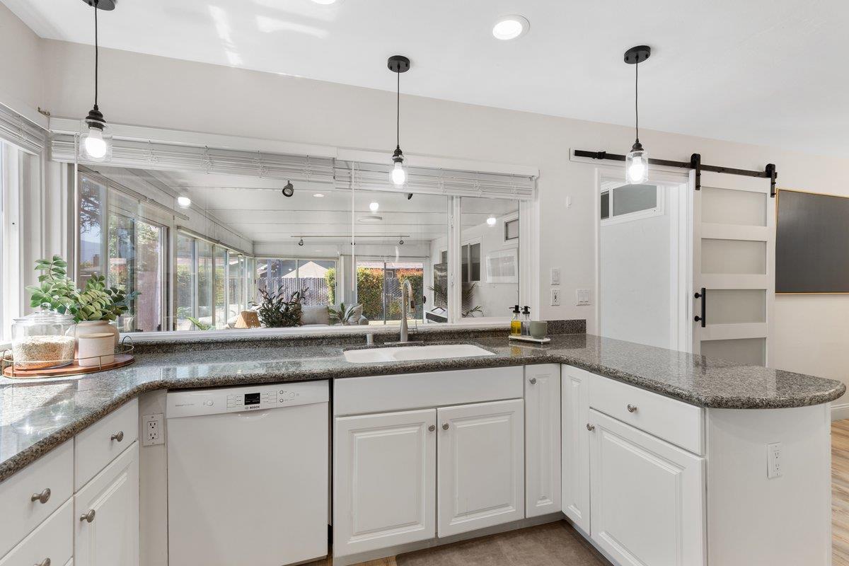 1417 Usona Drive