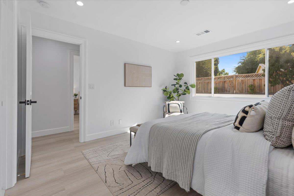 2552 Castleton Drive