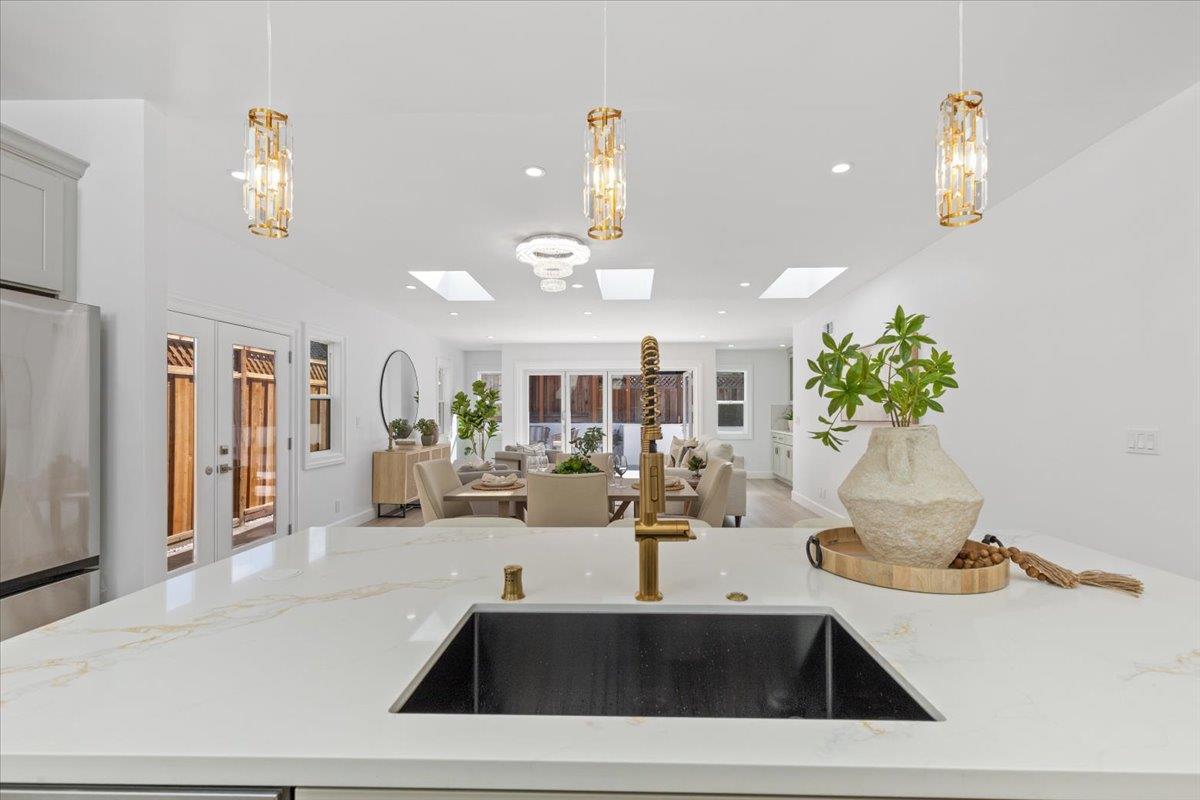 2552 Castleton Drive