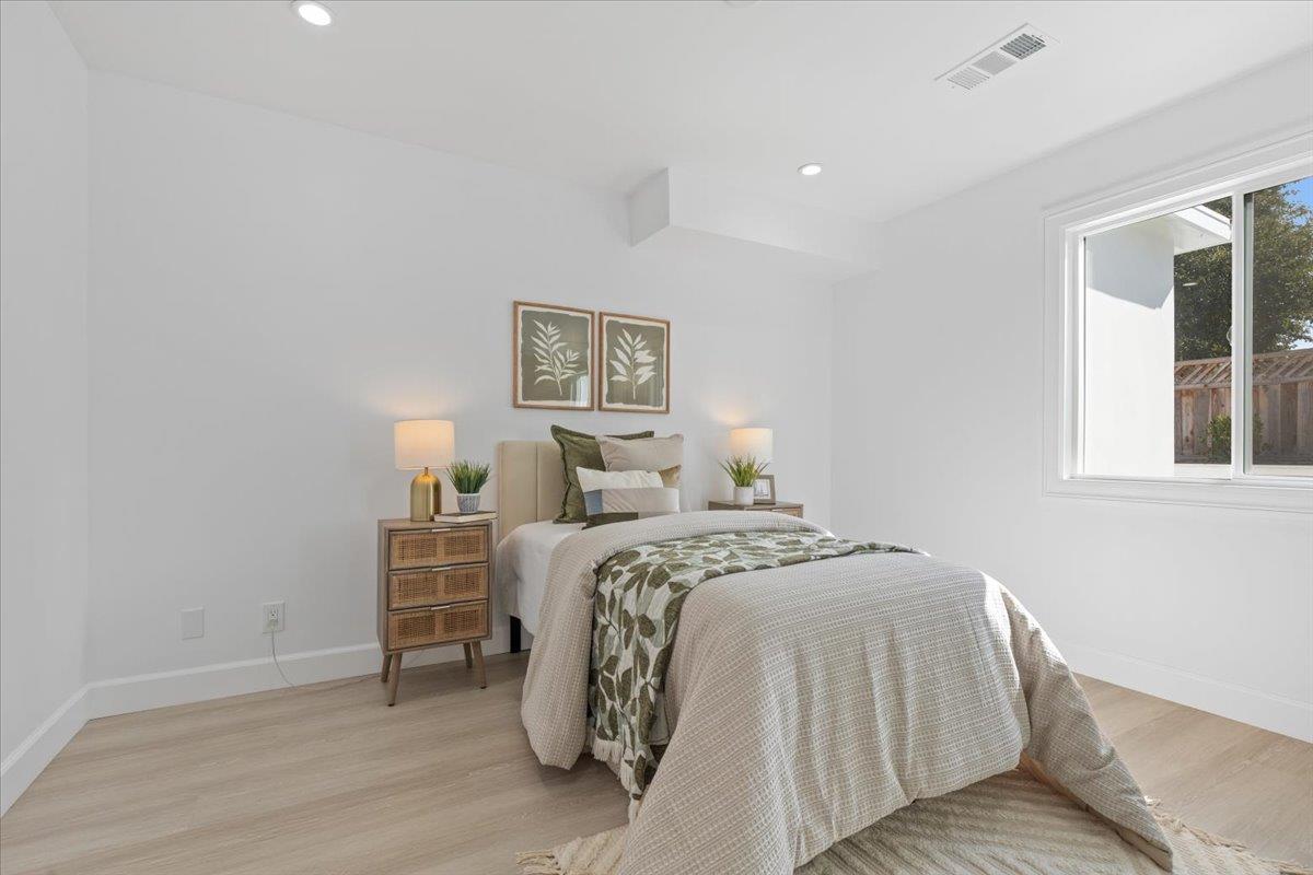 2552 Castleton Drive