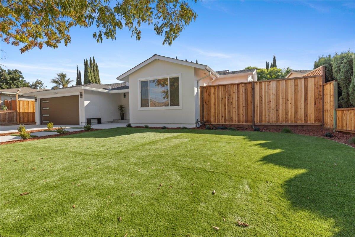 2552 Castleton Drive