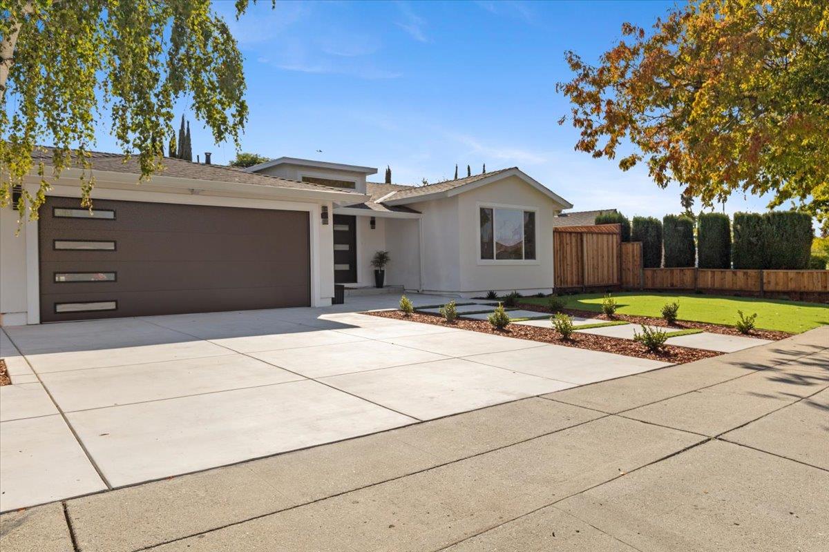 2552 Castleton Drive