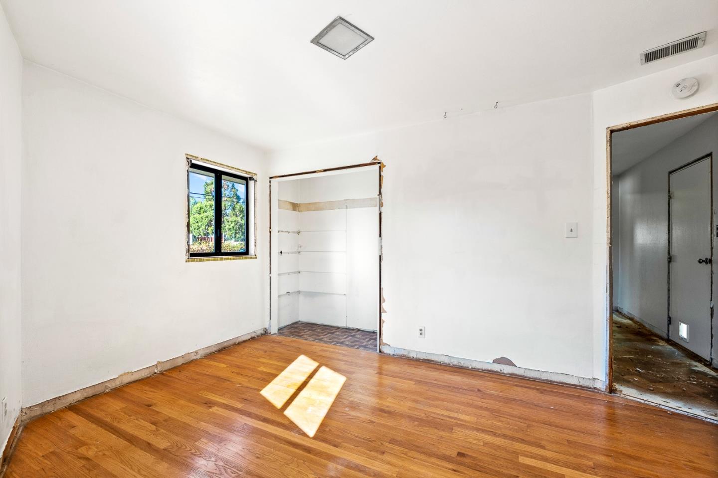 876 Dry Creek Road