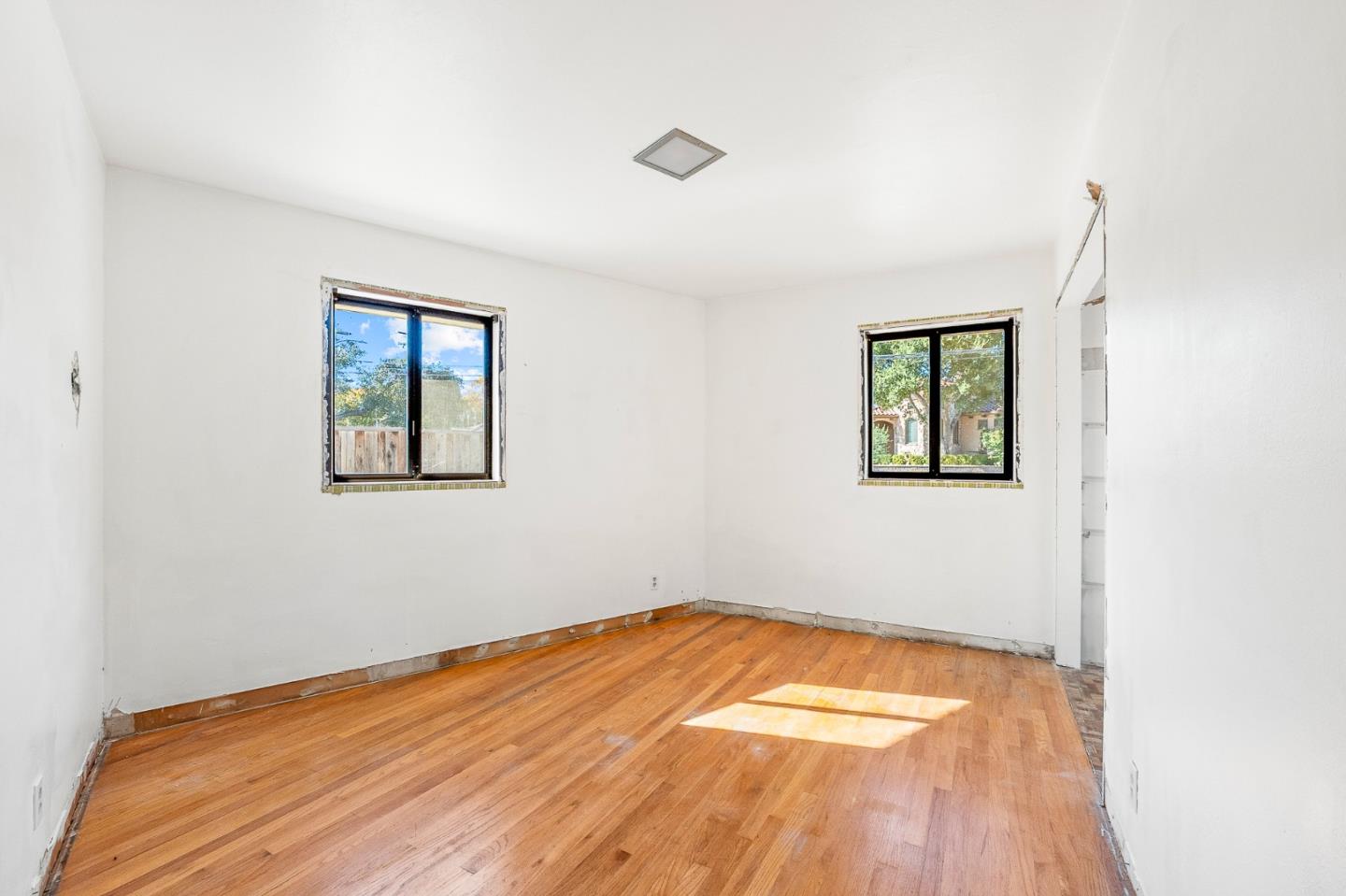 876 Dry Creek Road