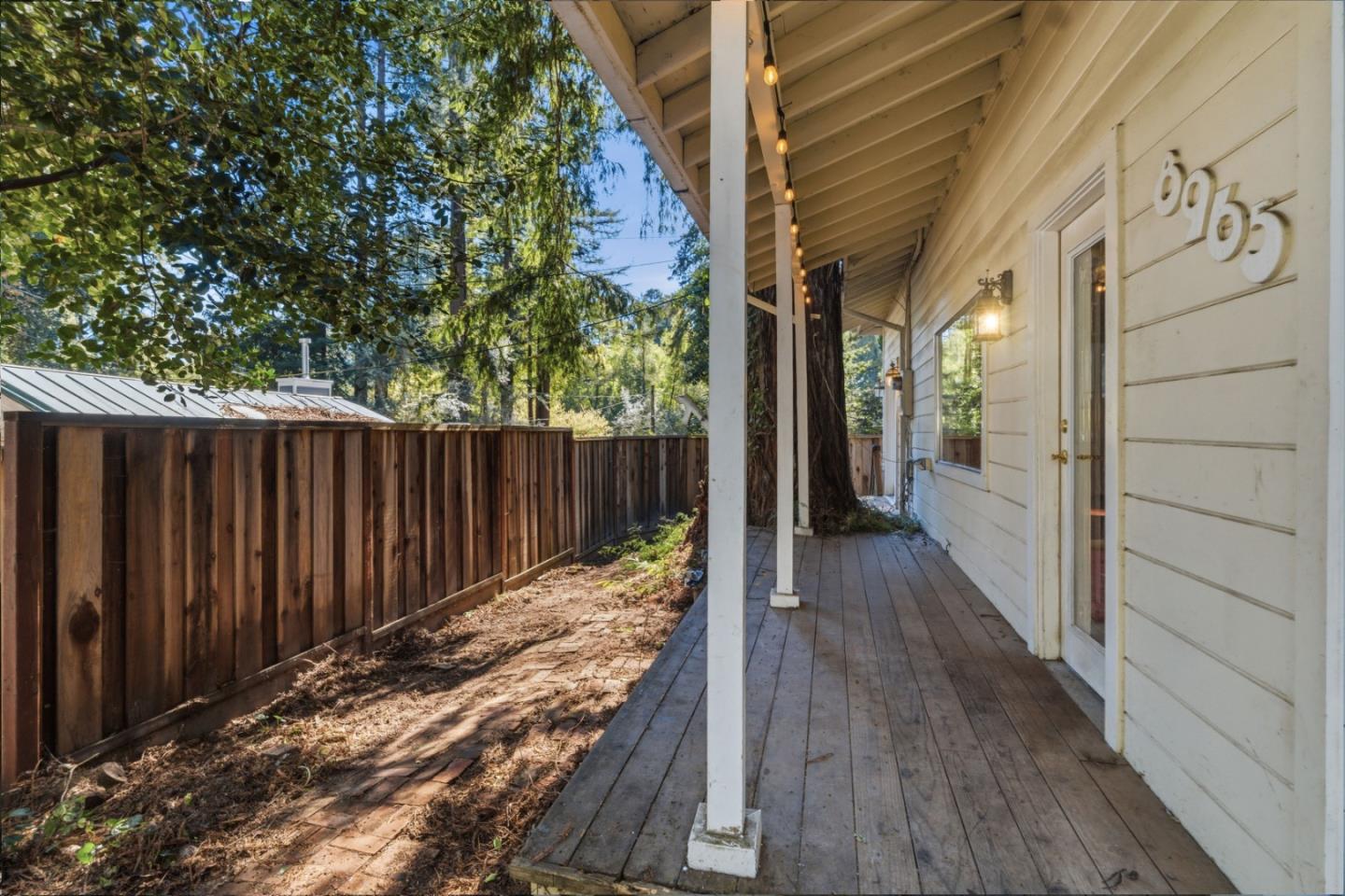 8965 Redwood Drive