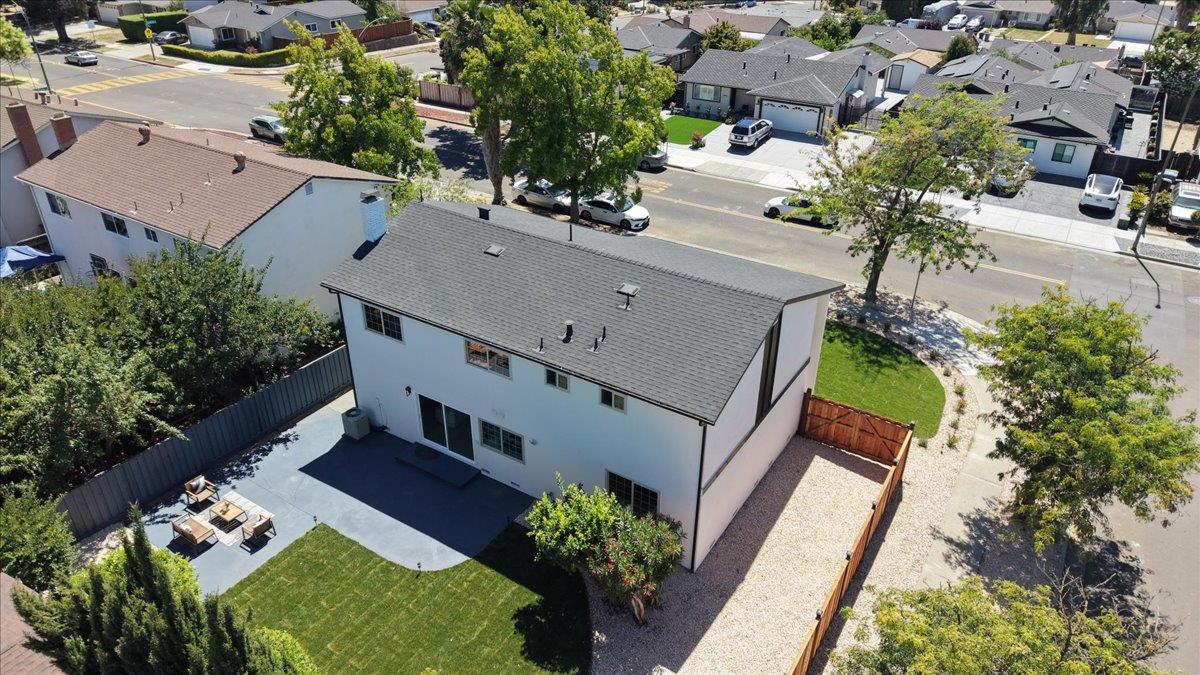2708 Flint AVE