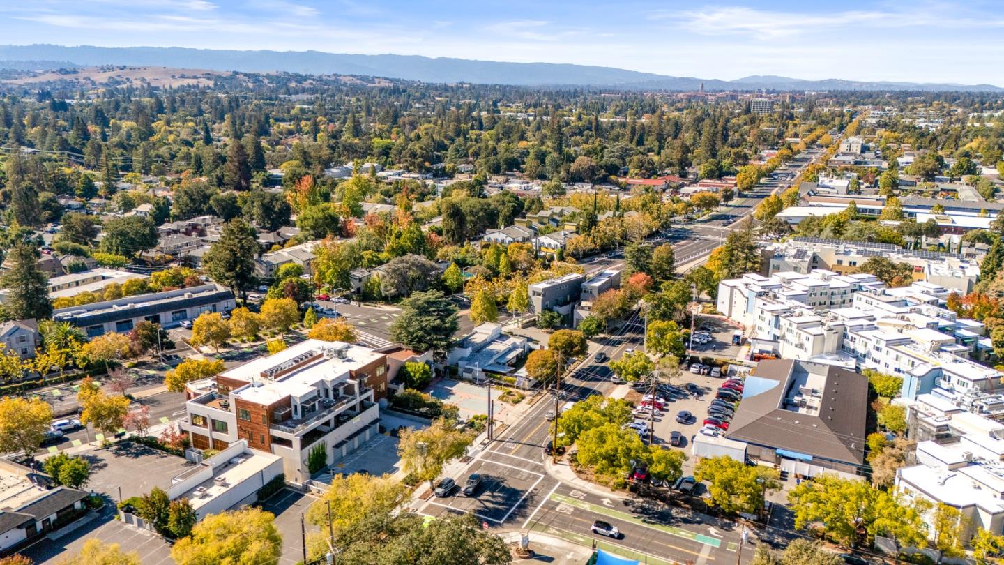 4115 El Camino Real