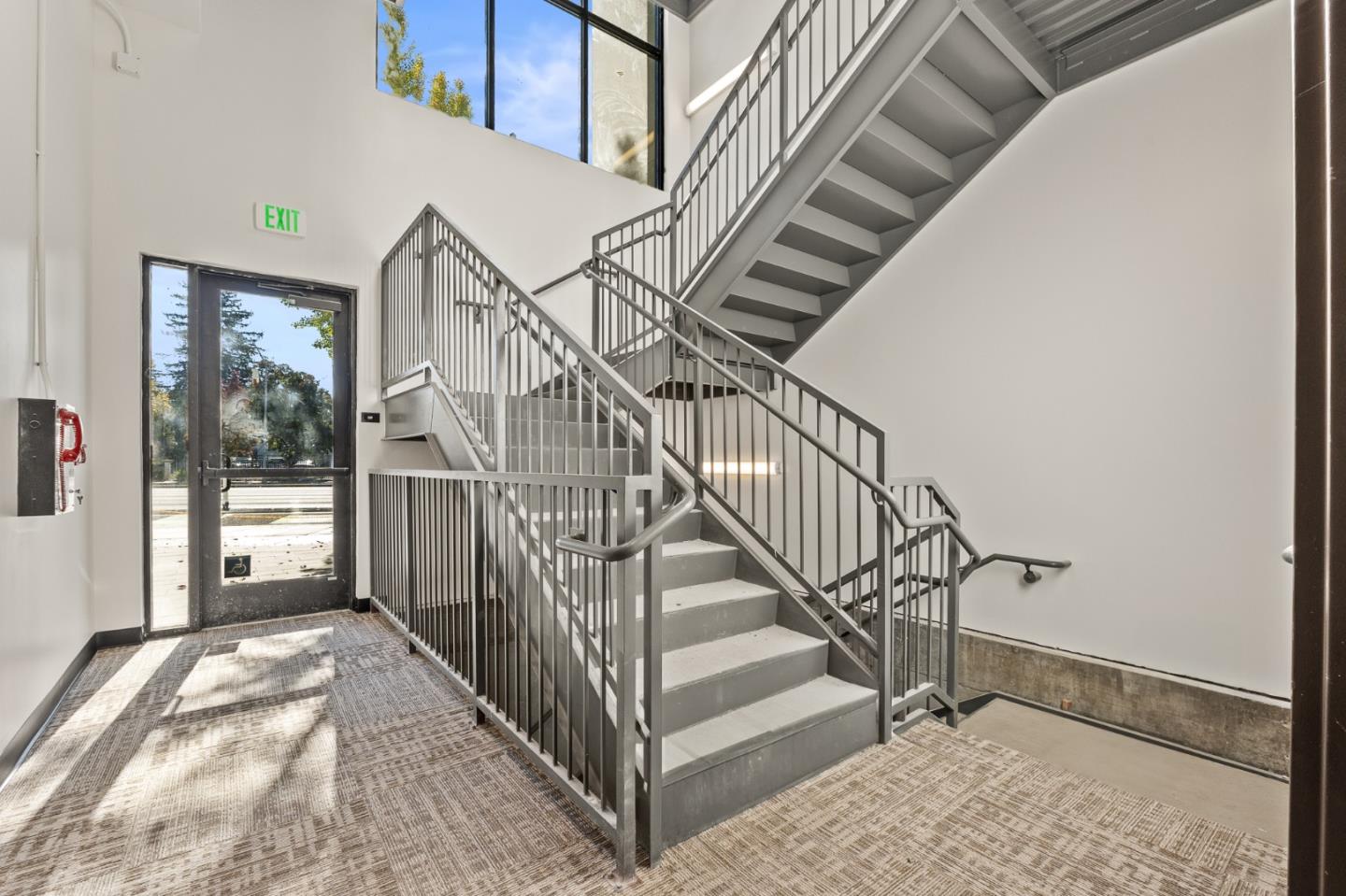 4115 El Camino Real