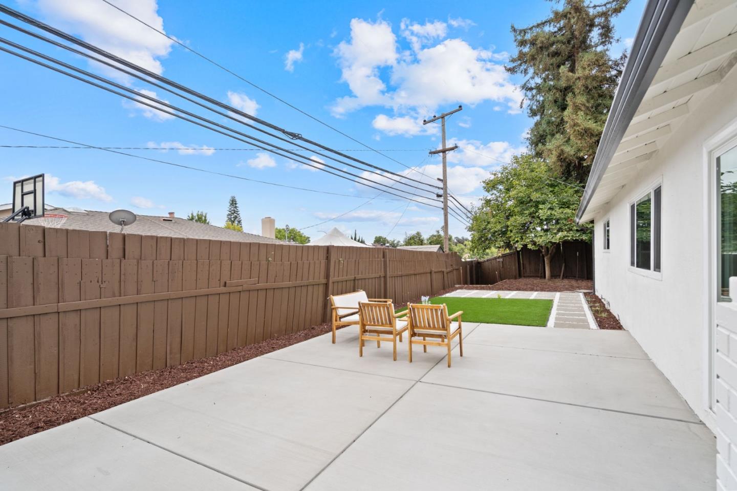 1408 Stone Creek DR