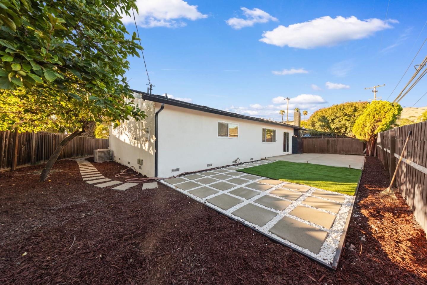1408 Stone Creek DR