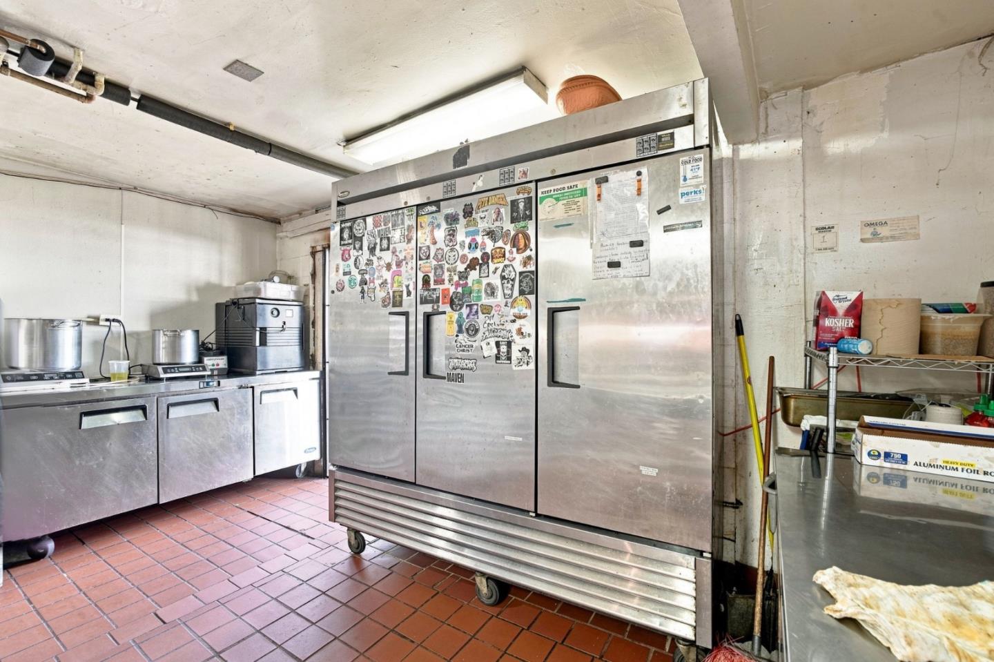 2633 San Pablo AVE