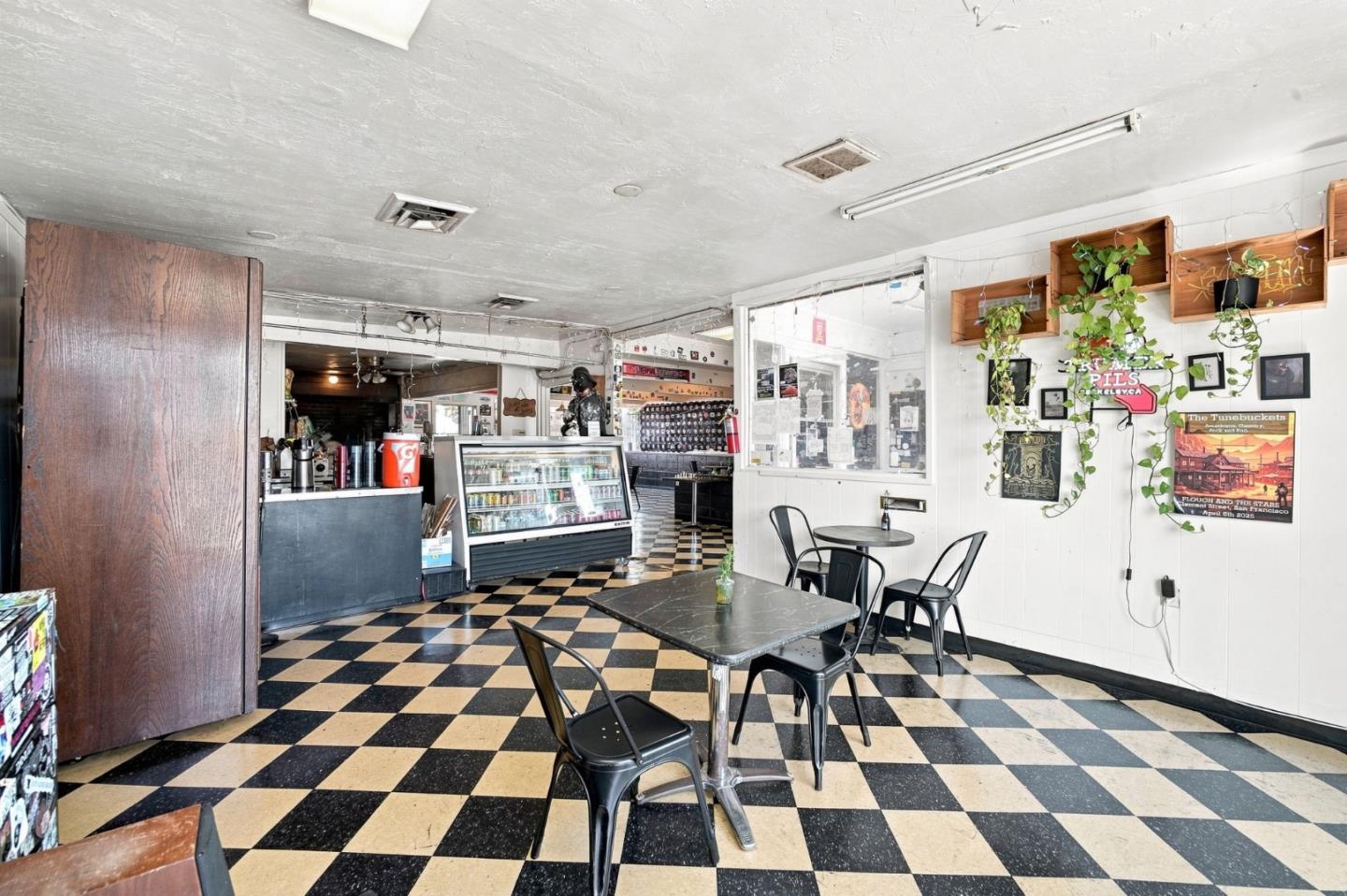 2633 San Pablo AVE