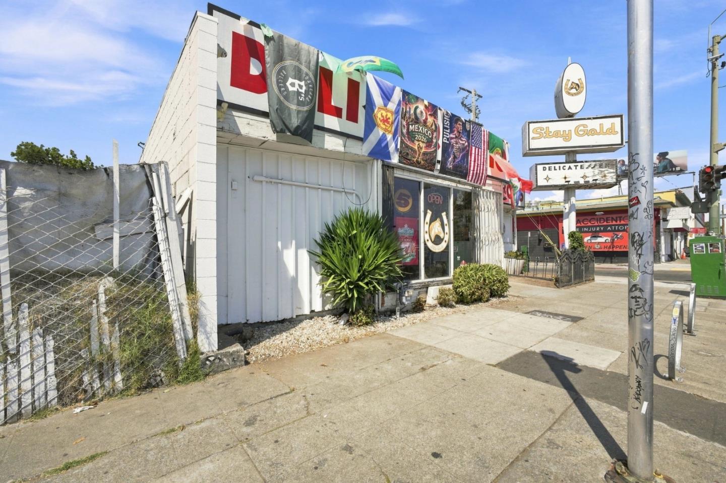 2633 San Pablo AVE